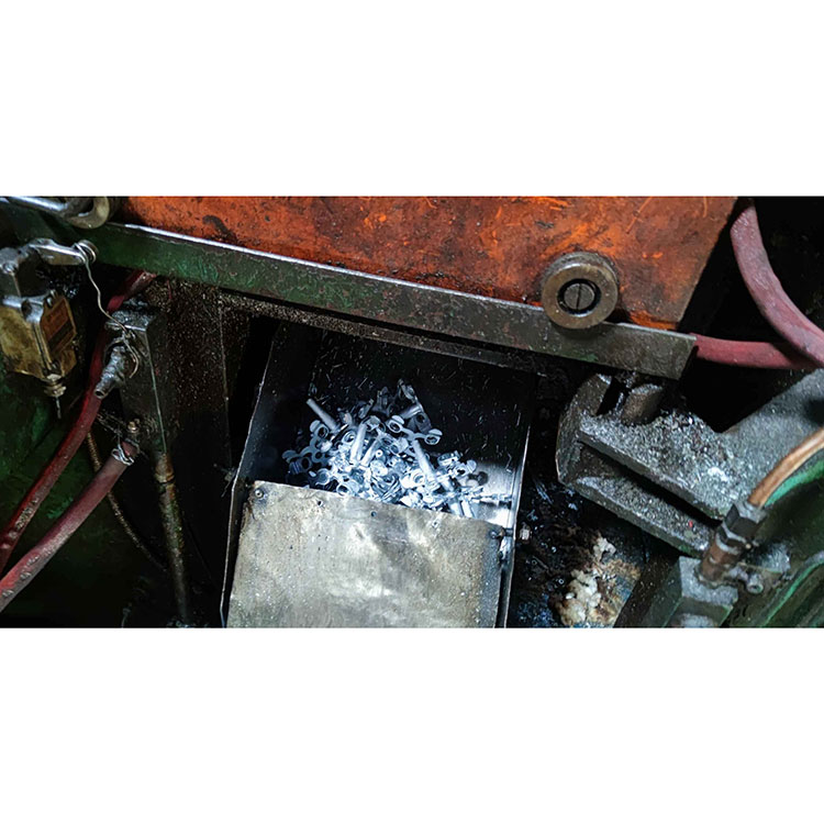 ສັງກະສີ Die Casting ປັບປຸງຄວາມຊັດເຈນ, ຄວາມທົນທານ, ແລະປະສິດທິພາບການຜະລິດໄດ້ແນວໃດ